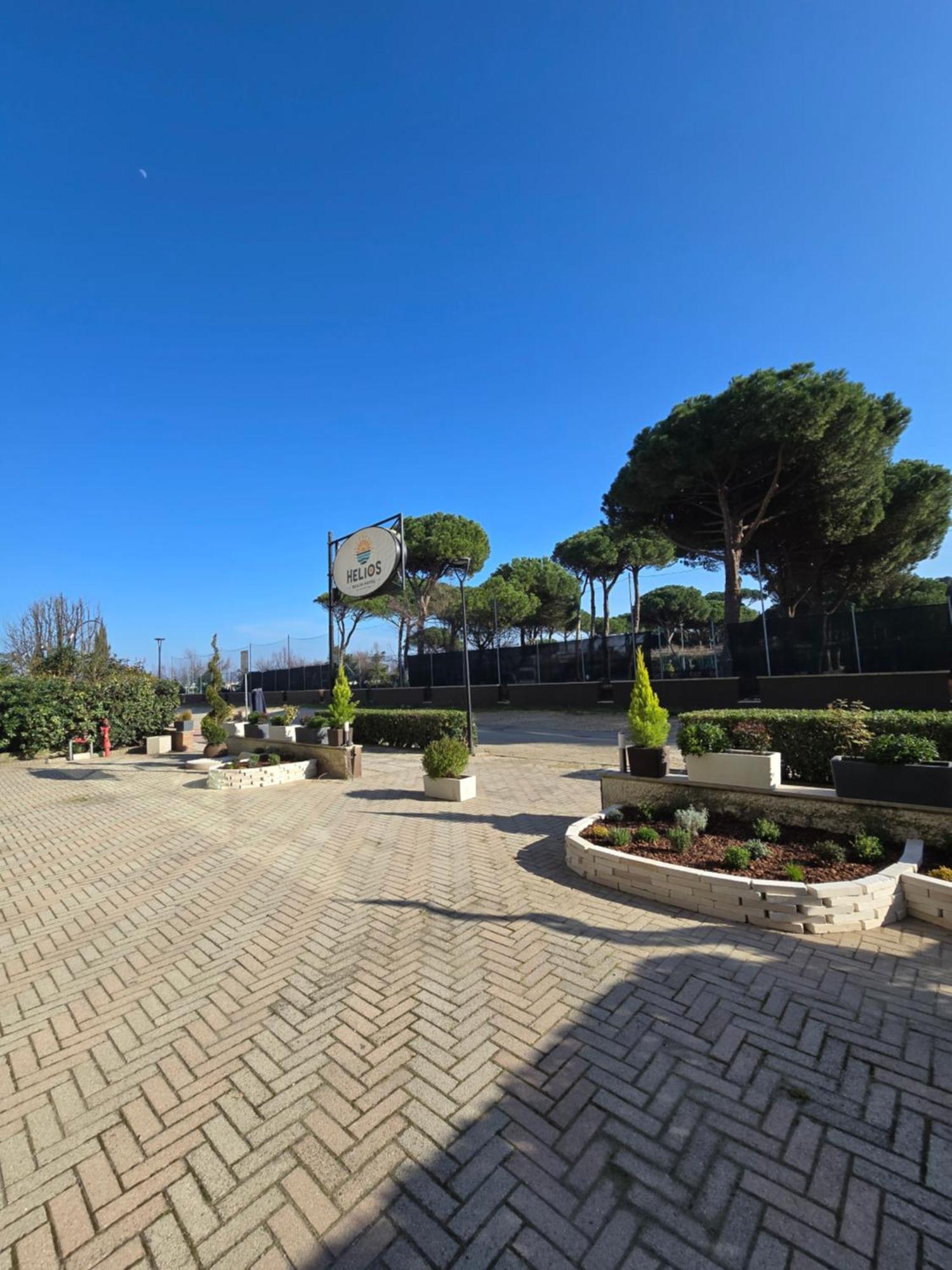 מילאנו מריטימה Hotel Helios Beach מראה חיצוני תמונה