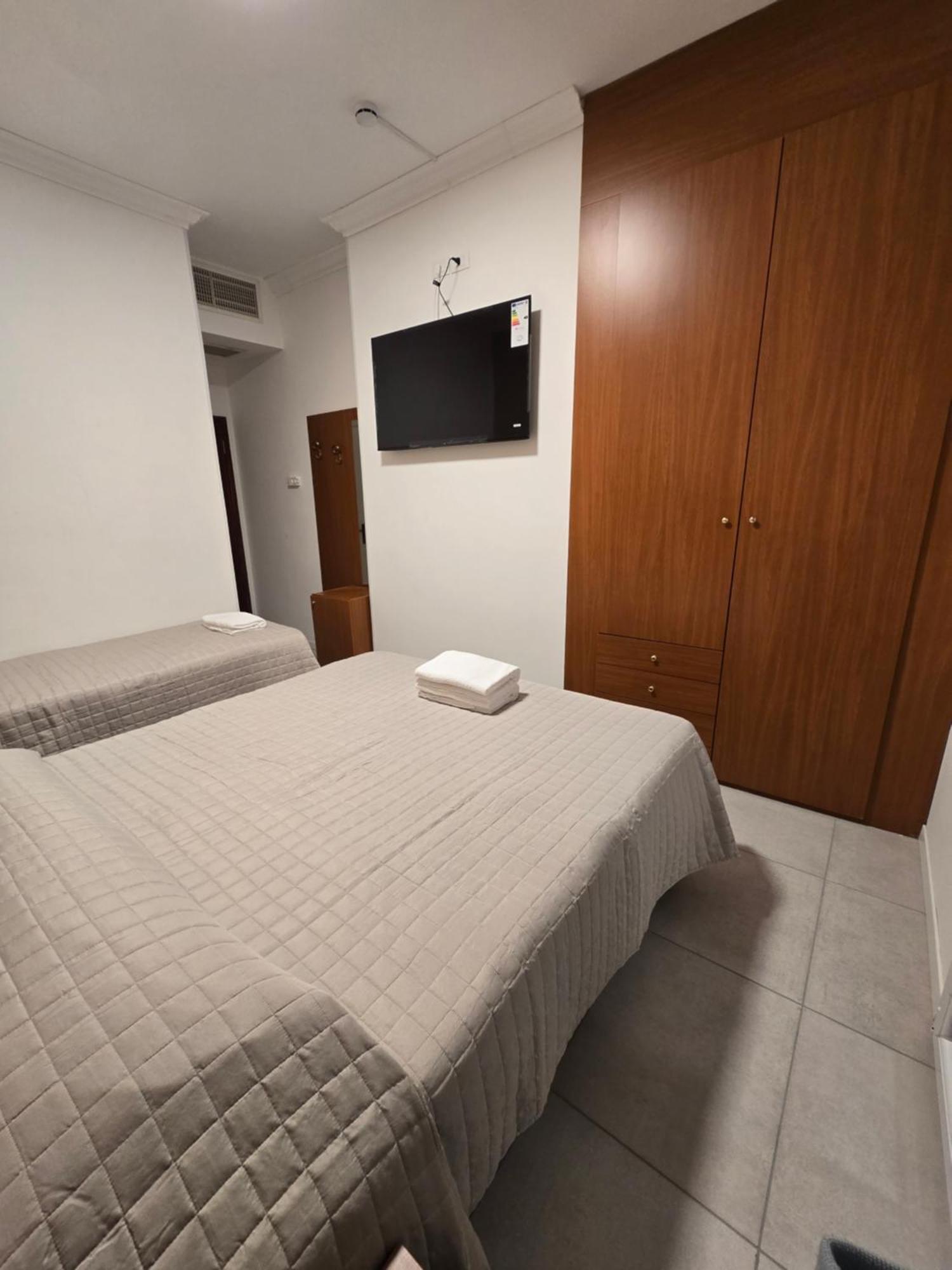מילאנו מריטימה Hotel Helios Beach מראה חיצוני תמונה