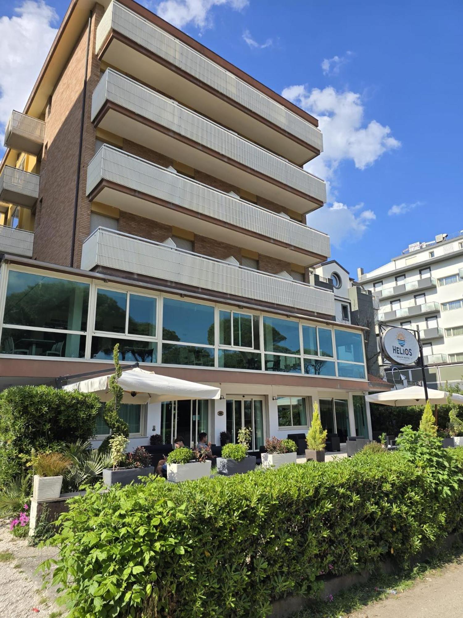 מילאנו מריטימה Hotel Helios Beach מראה חיצוני תמונה